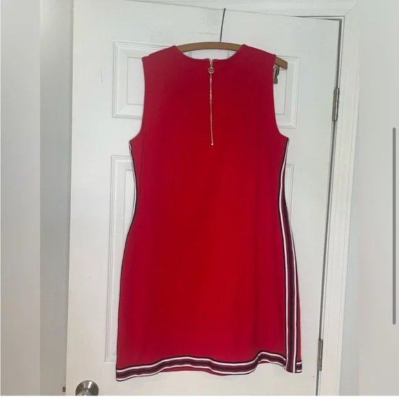 Tommy Hilfiger red,
Striped-Trim, Sleeveless Dress - XL - Picture 3 of 5